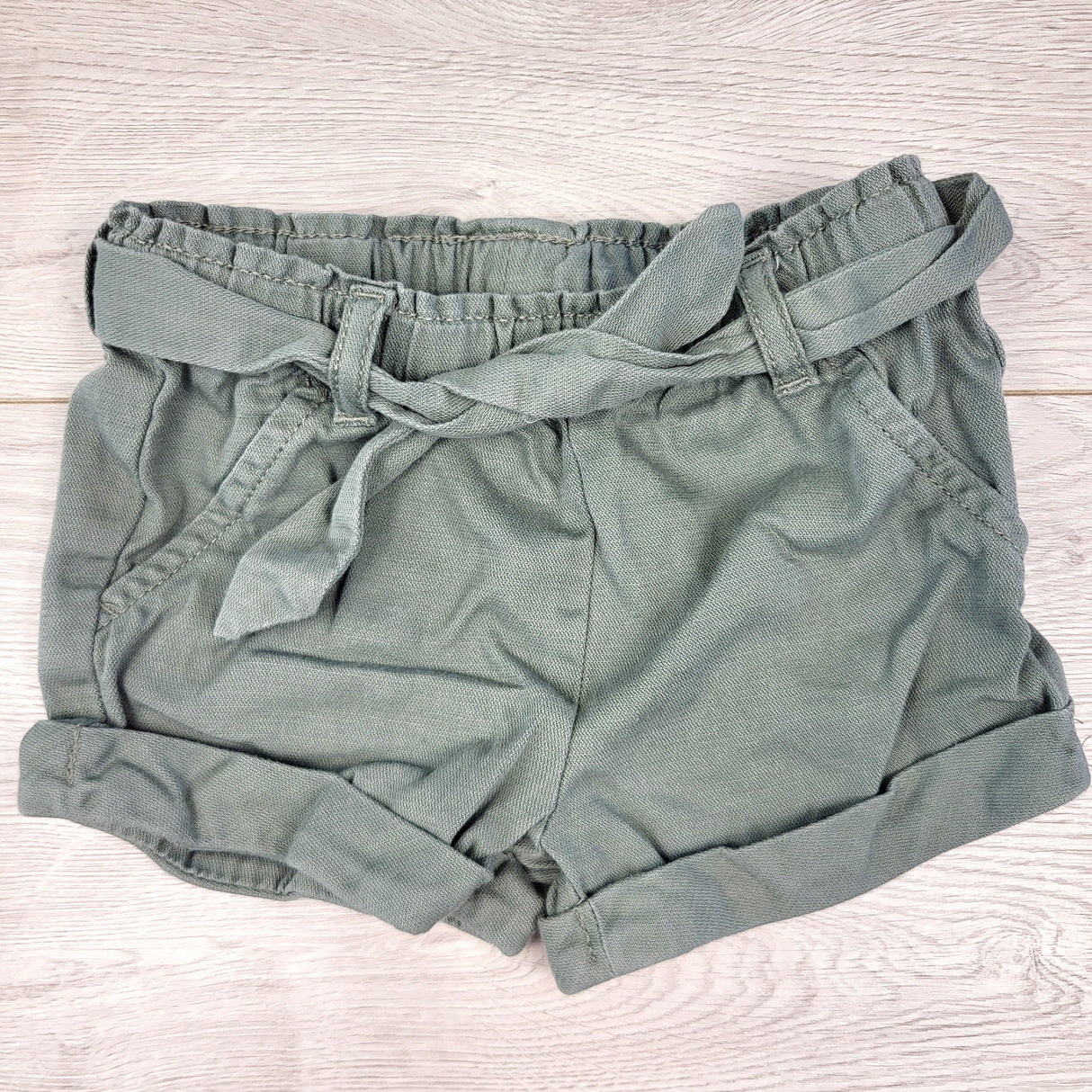 CAAC1 - Baby B'gosh olive green shorts with tie belt. Size 9 months