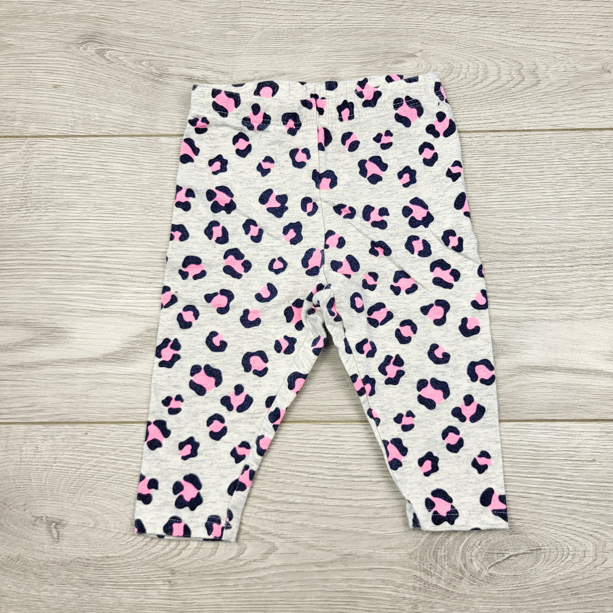 CAAC1 - Oshkosh grey leopard print leggings. Size 6 months