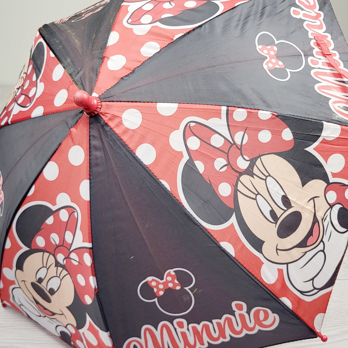 CKFT2 - Minnie Mouse umbrella.  LOCAL pick up or delivery only