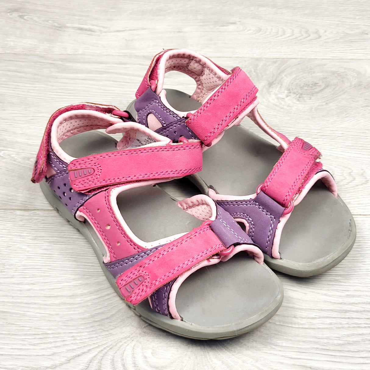 KTBL2 - Soft Moc "Daisy" sport sandals. Youth size 1 🍁