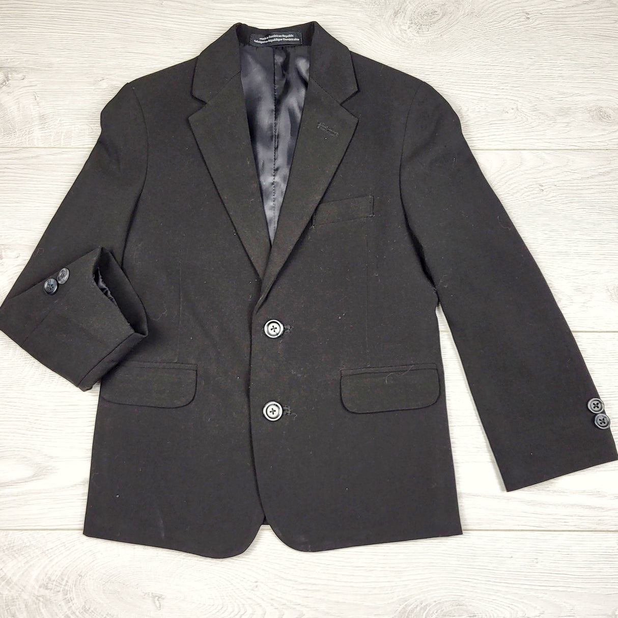 KLJ1 - Calvin Klein black suit jacket. Size 6