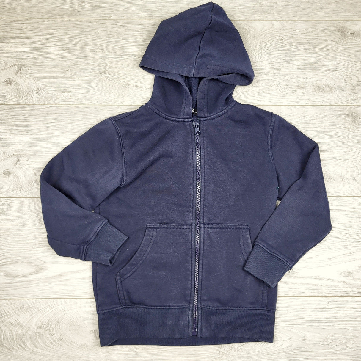 MBW1 - George navy fleecy lined zip up hoodie. Size 6/7