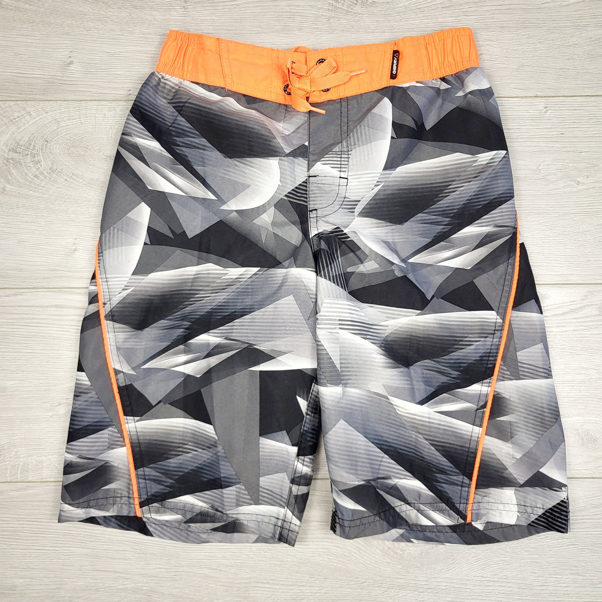 MFAIR2 - Gerry grey patterned swim shorts. Size 10/12