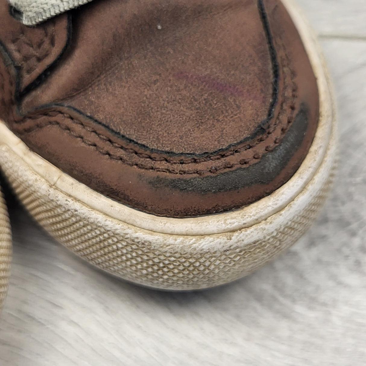 STLL2 - Children's Place brown hightop shoes. Size 6