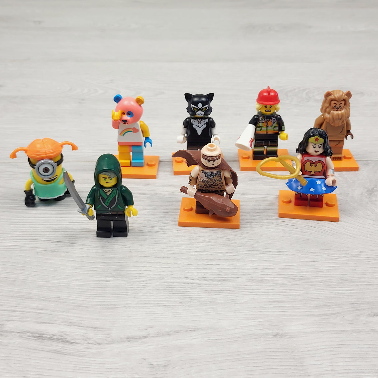 ZPXT4 - LEGO mini-fig lot