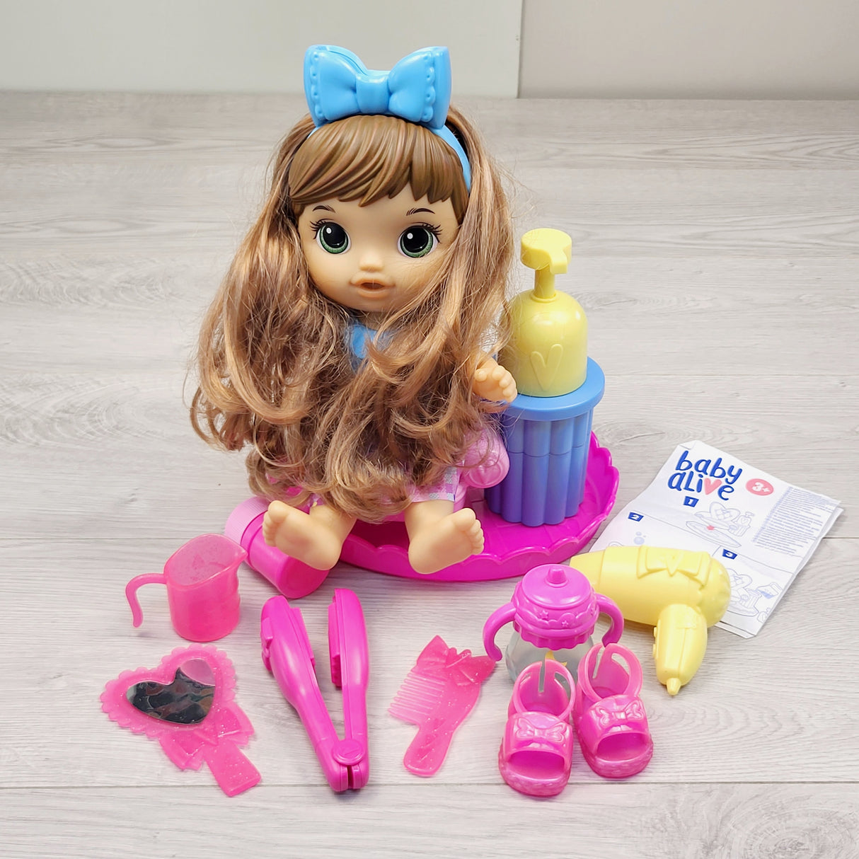 SDAN1 - Baby Alive Sudsy Styling Doll