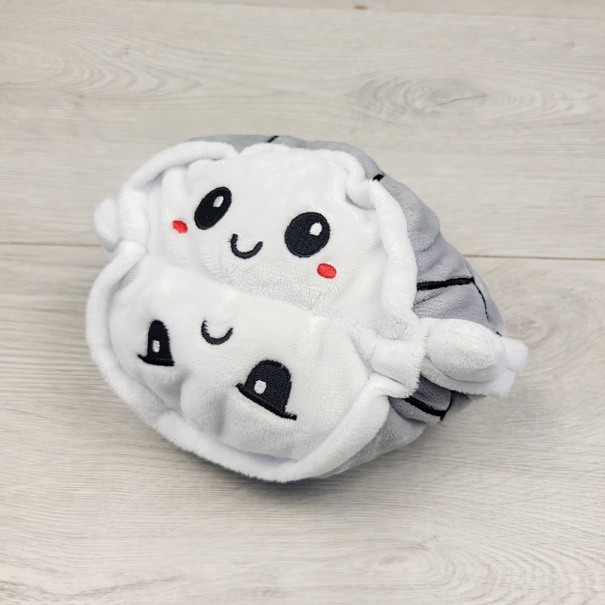 SDAN11 - Reversible turtle plush