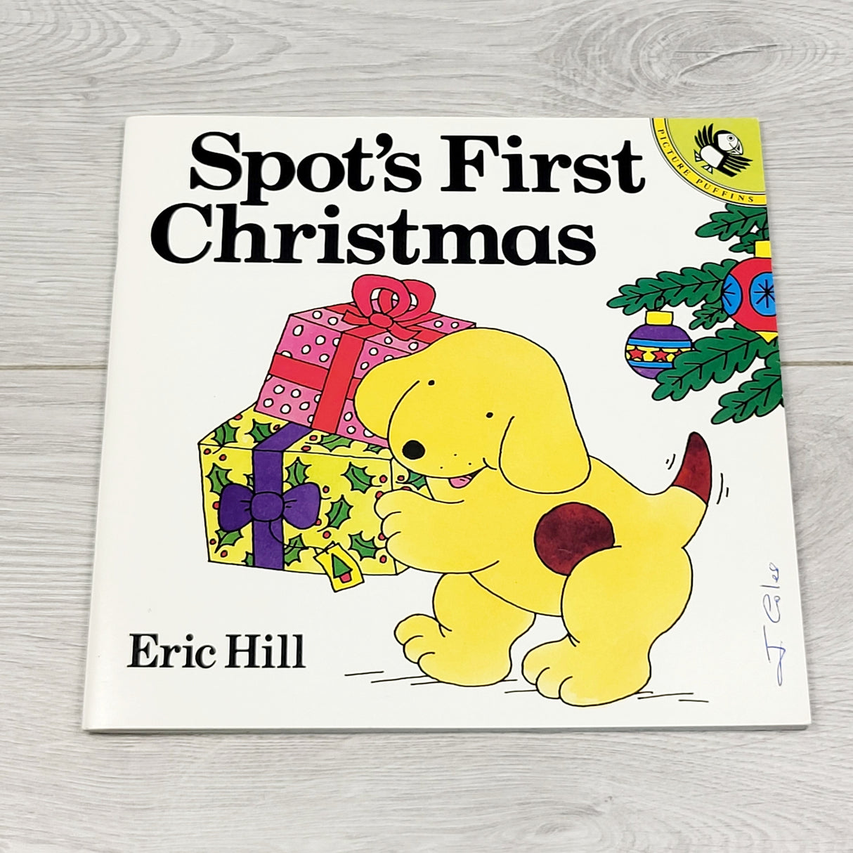 CSHR2 - Spot's First Christmas. Soft cover book