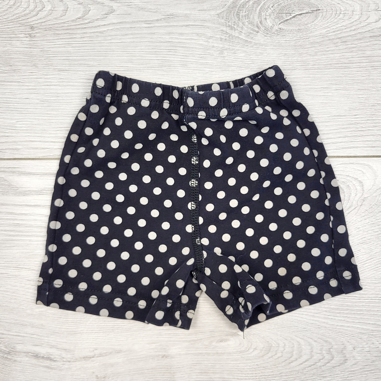 ESZ1 - Peekaboo Beans black polka dot shorts. 1 Year 🍁