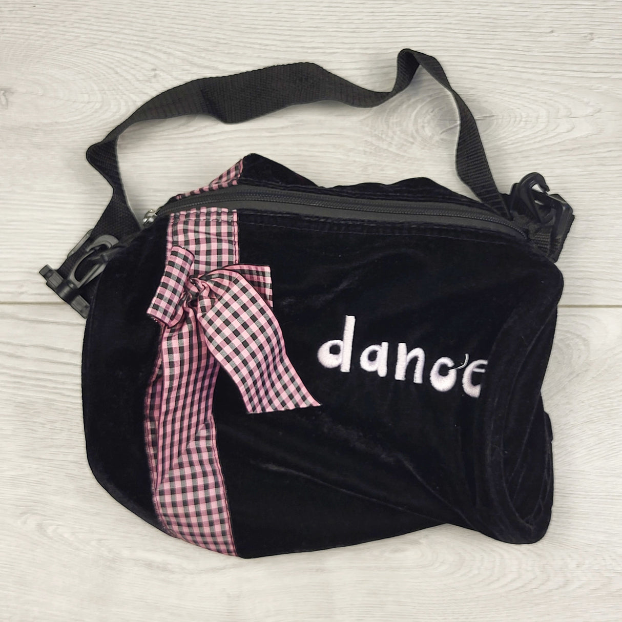 SHYS3 - Black velvet mini "Dance" duffel bag