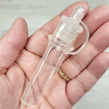 KARE11 - Haakaa Silicone Colostrum Collector Set