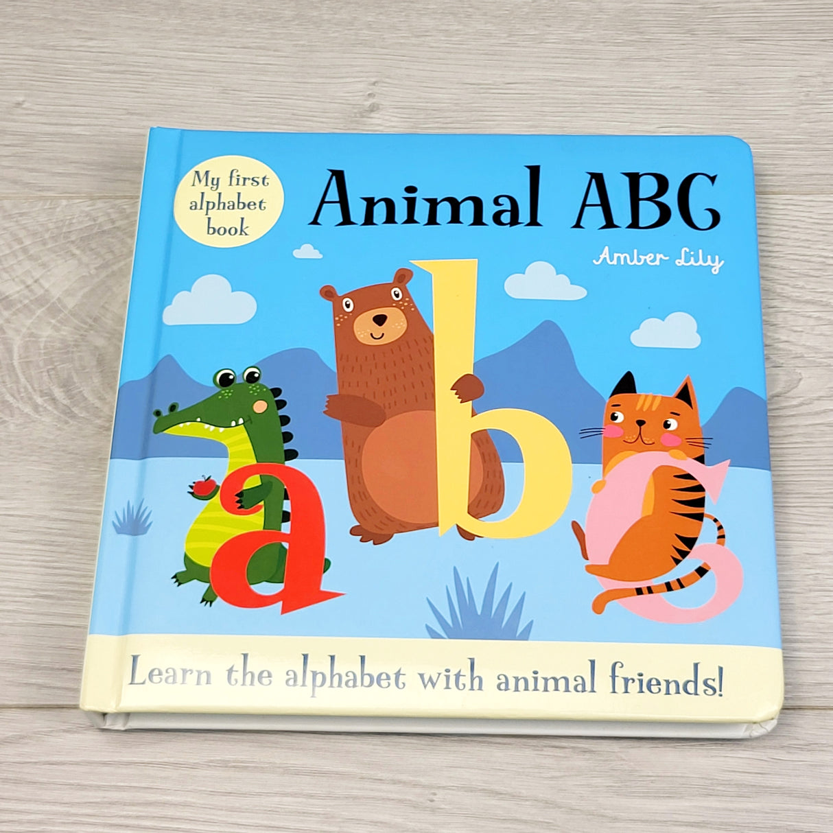 KMIL11 - Animal ABC. Board book