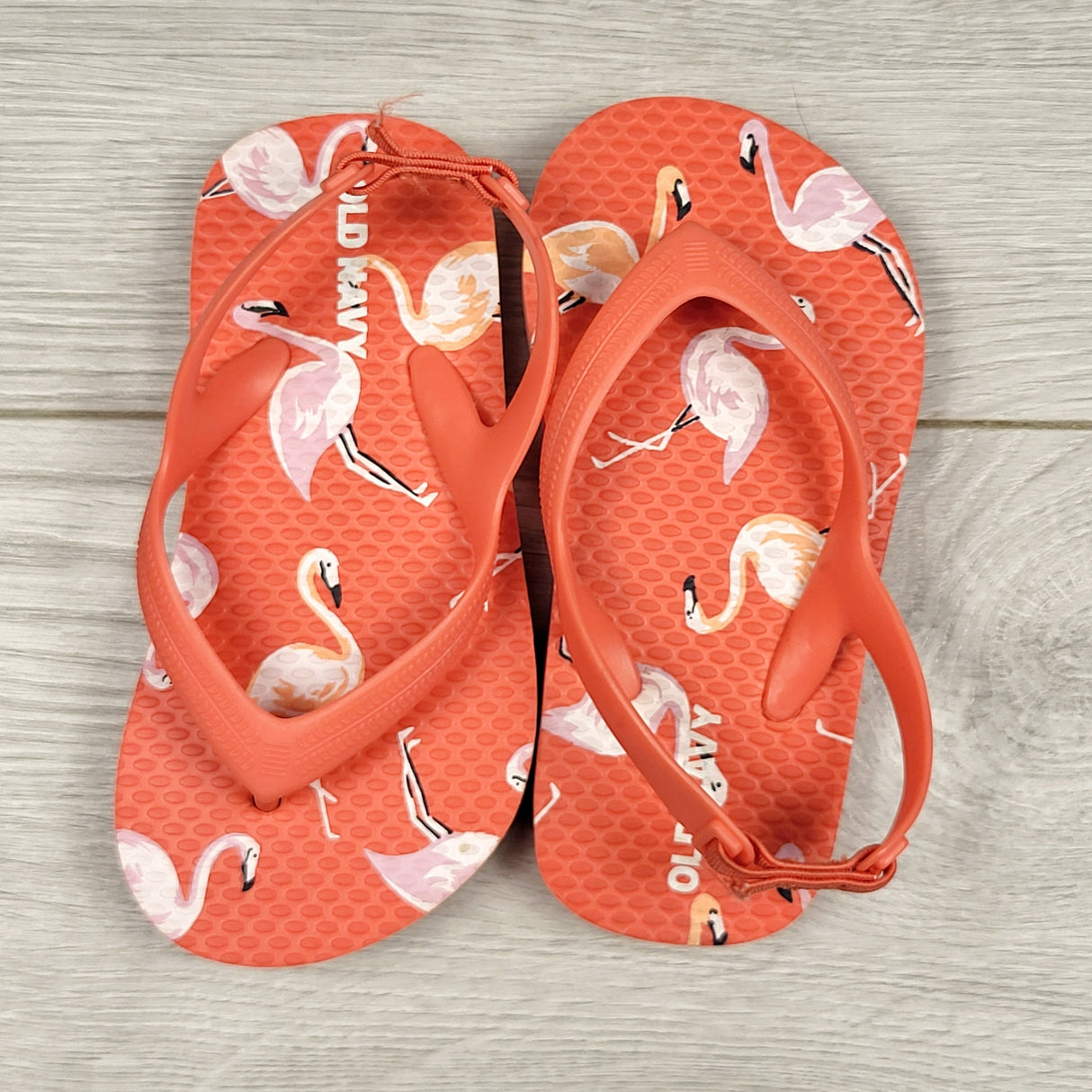 HBRK1 - Old Navy flip flop sandals with flamingos. Size 6