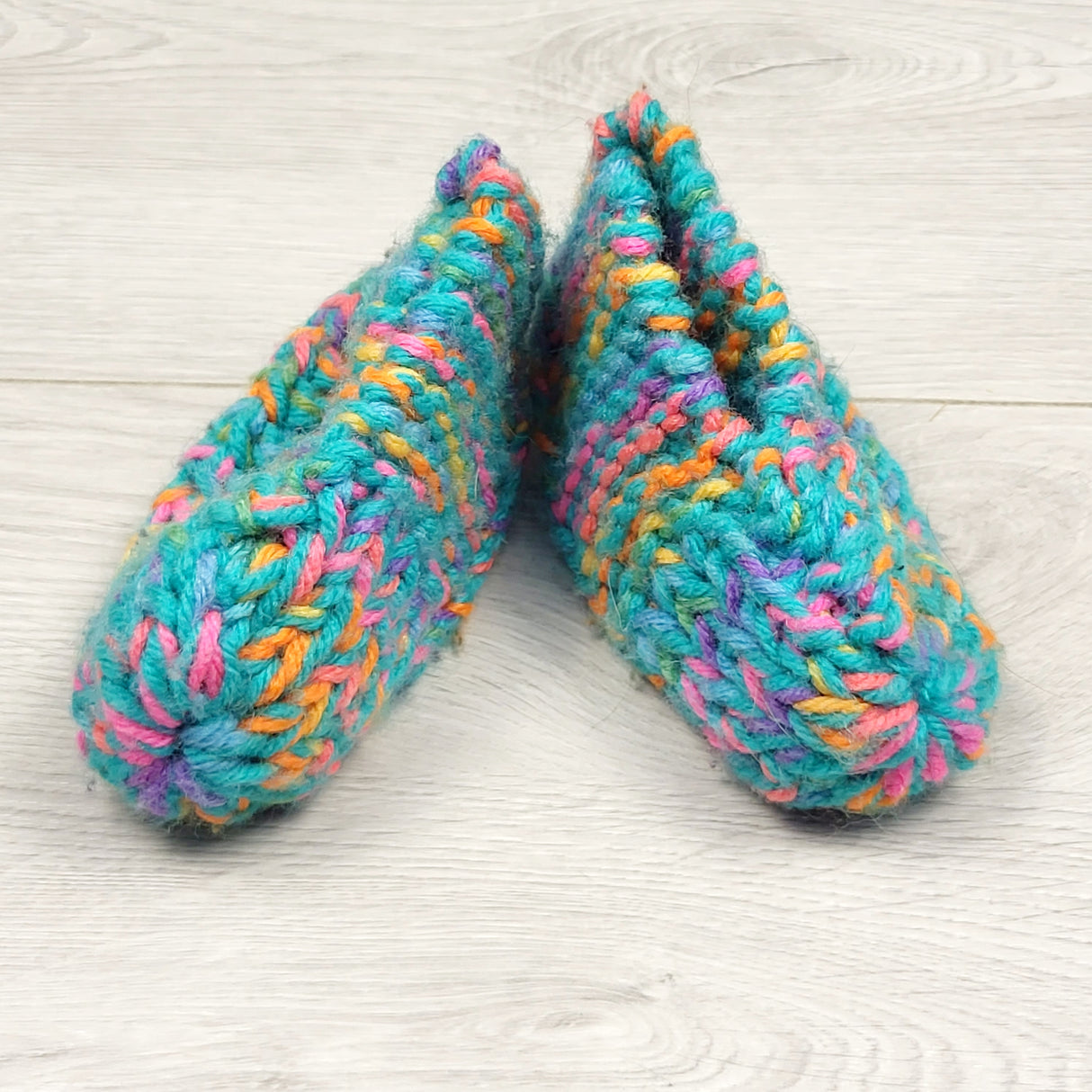 HBRK1 - Handmade slippers. Size like 6-12 months