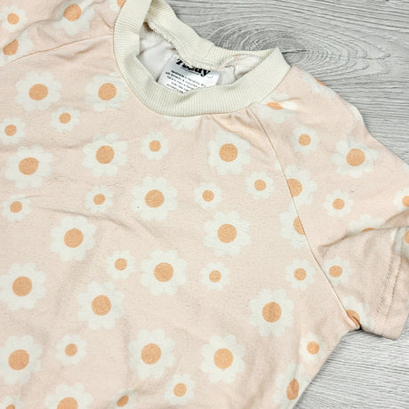 HBRK11 - Teddy Little Apparel handmade floral print roomy romper. Size 18-24 months 🍁