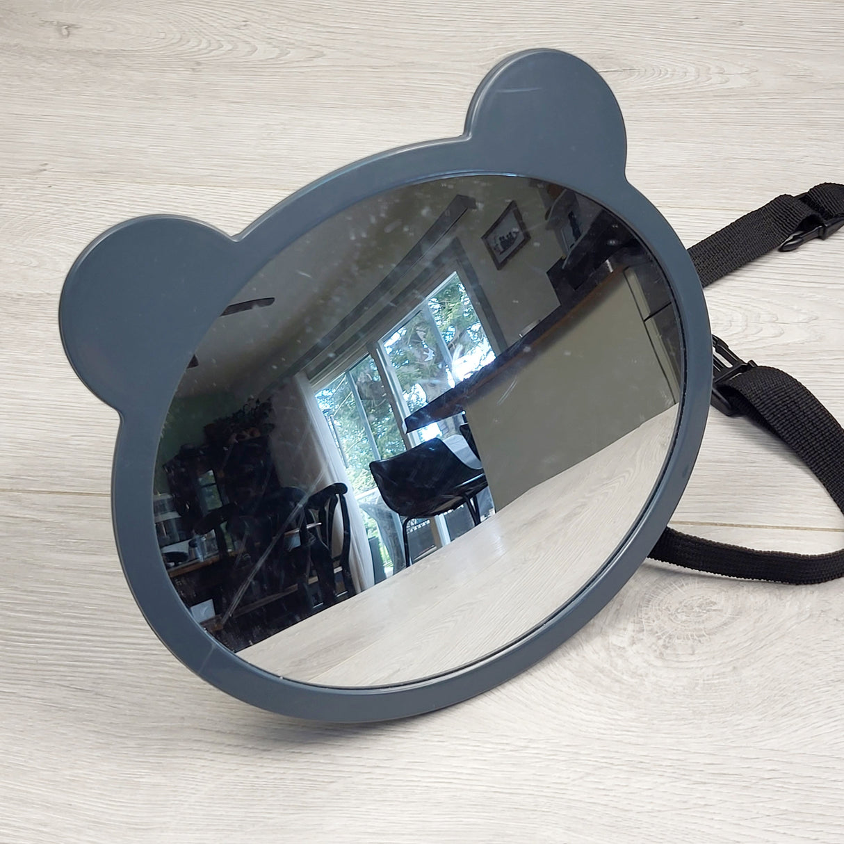 HBRK11 - Jolly Jumper Eyes on Baby Mirror. LOCAL pick up or delivery only