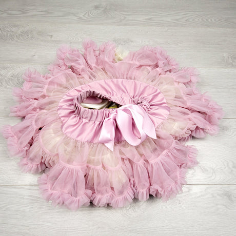 HBRK1 - Yiru Yiru Baby Shop handmade multiple layer tutu skirt. Todder sized 🍁