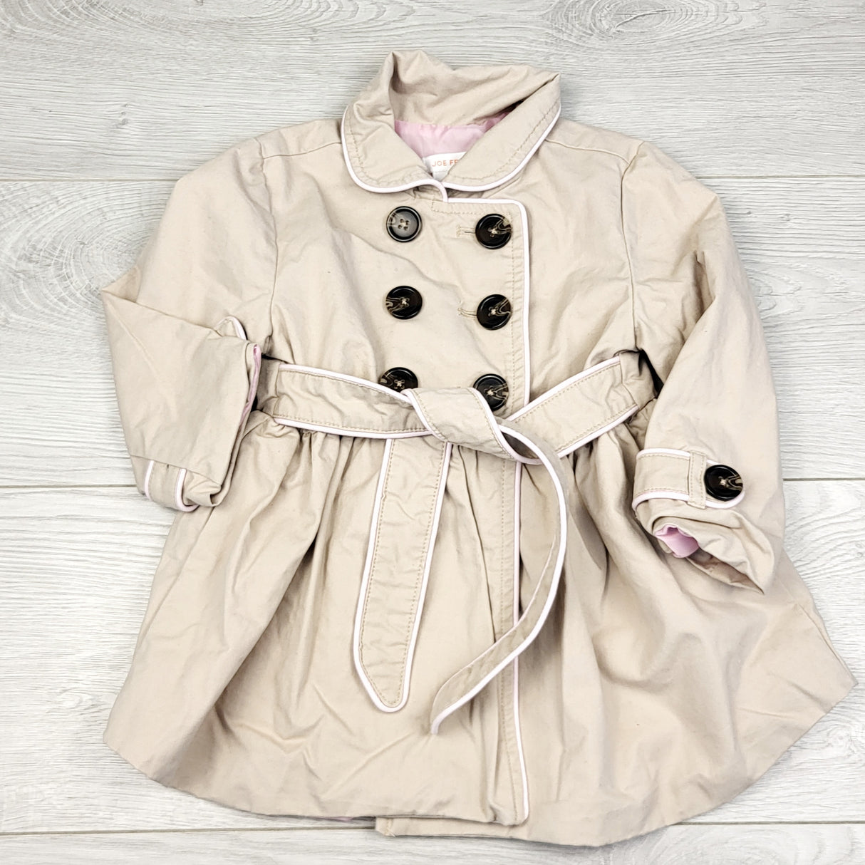 AWAR1 - Joe belted trench coat. Size 12-18 months 🍁
