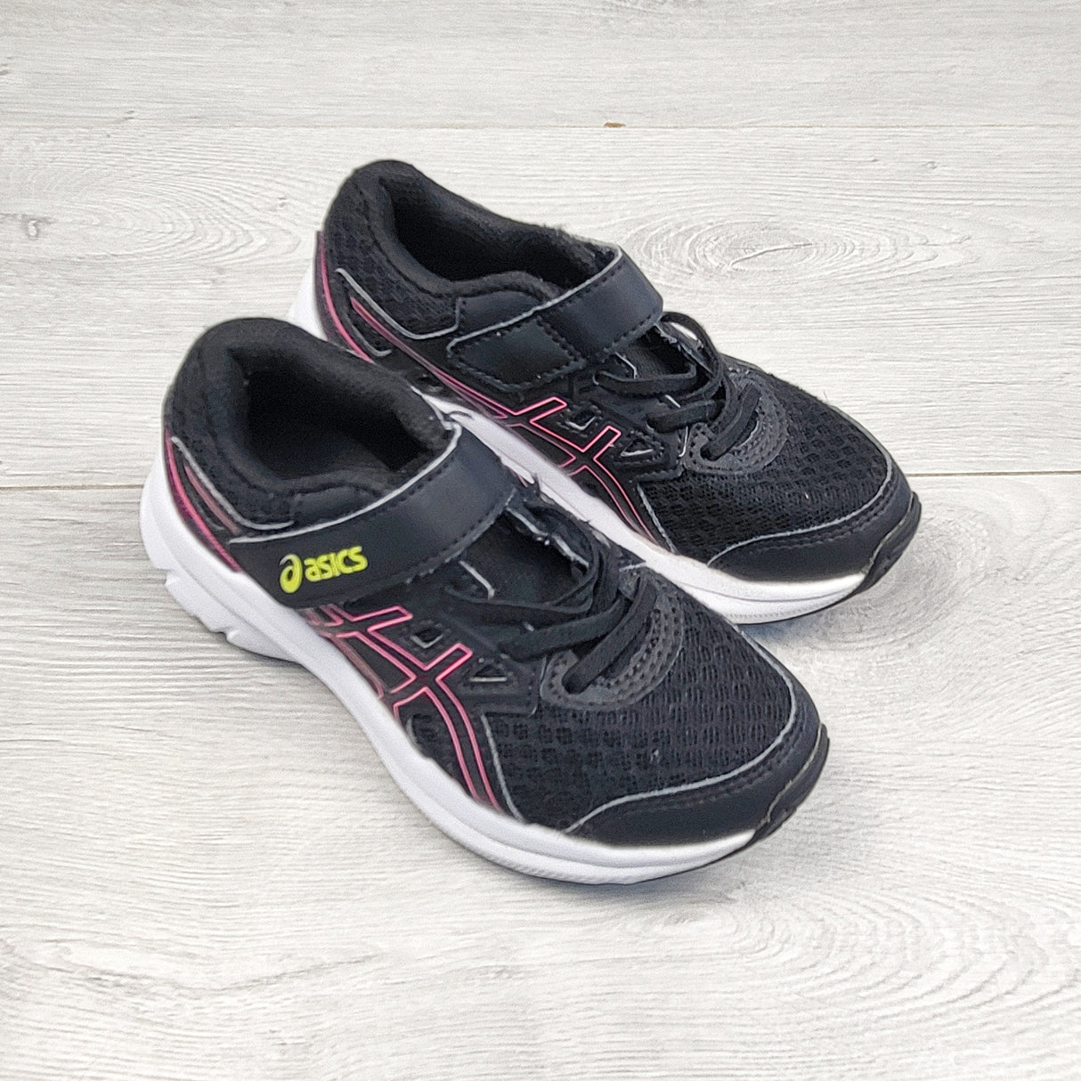 LHEP1 - Asics black and pink running shoes. Size 11