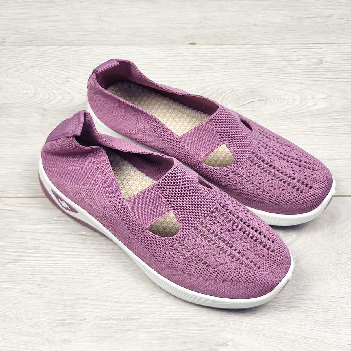 MHL1 - Purple breathable knit shoes. Size 36 (ladies size 6.5 / youth size 5)