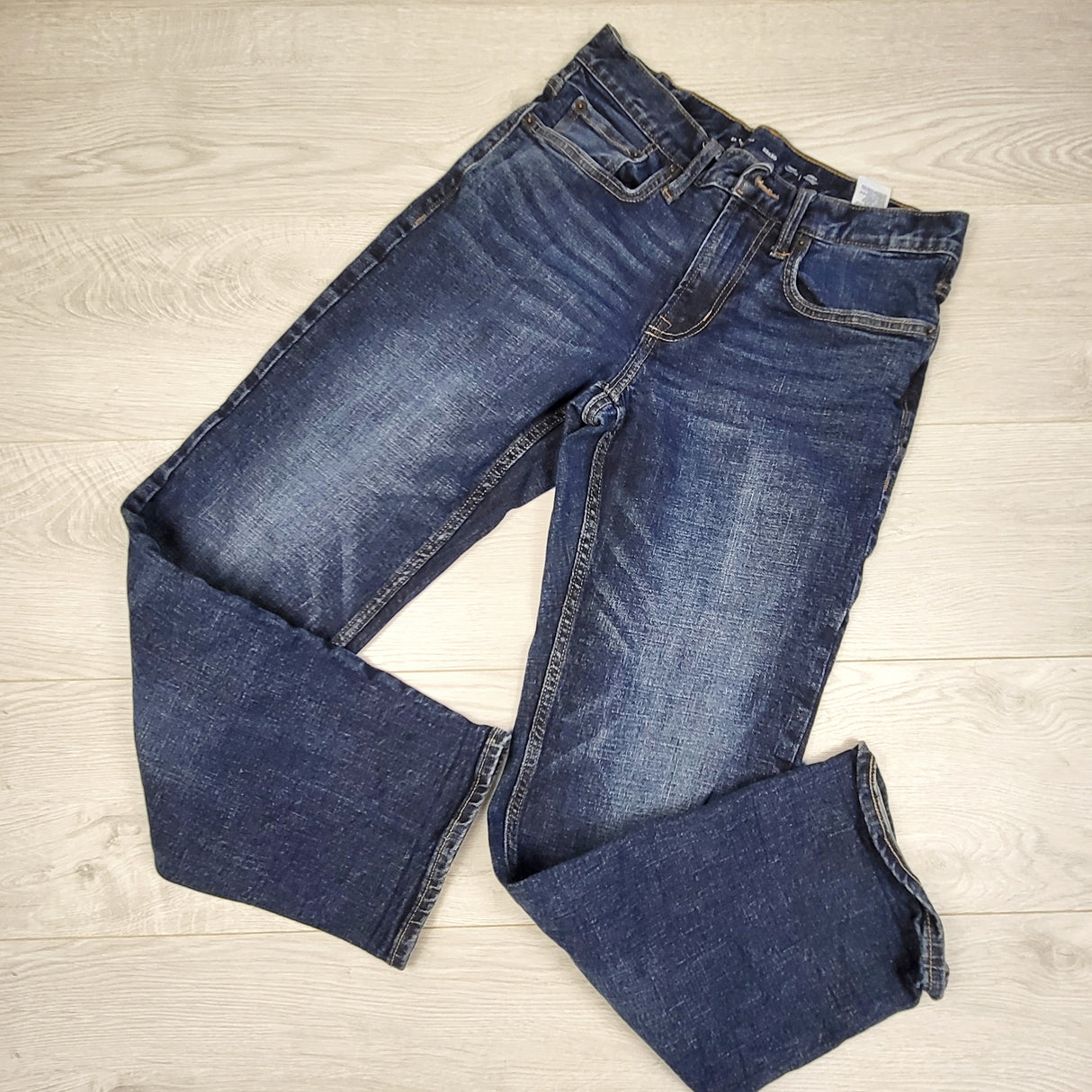 SPLT4 - Old Navy loose fit jeans. Size 29x30