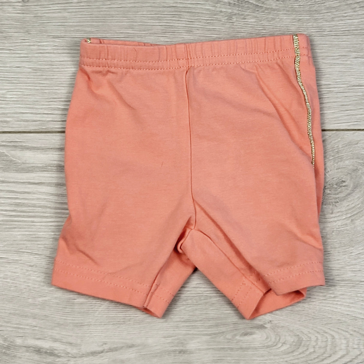 RBEN5 - Carters coral cotton shorts. Size 3 months