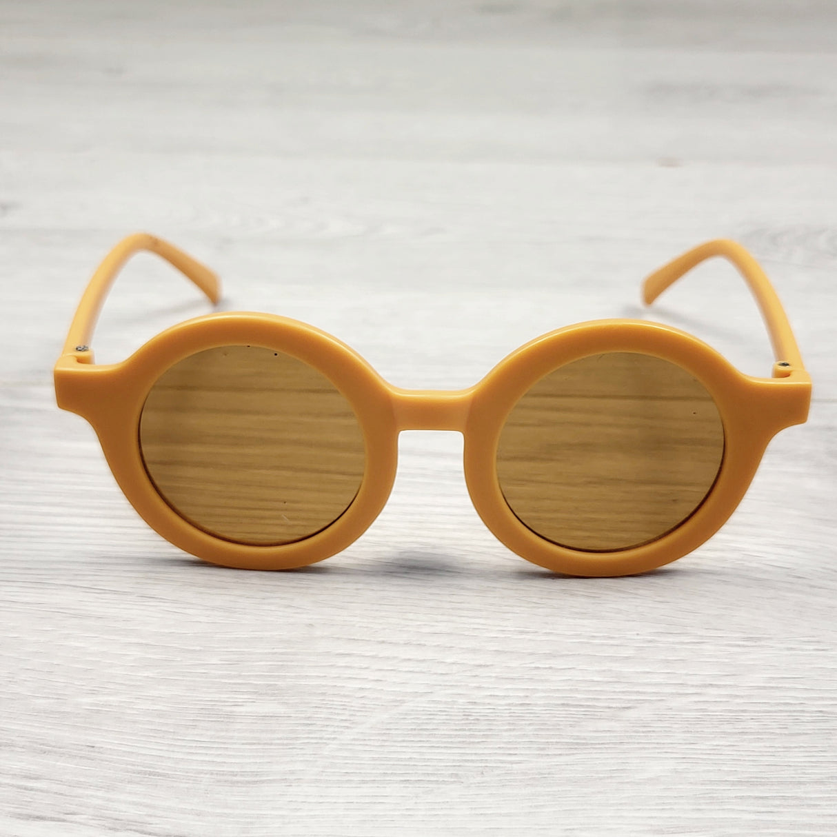 LHEP2 - Tan sunglasses