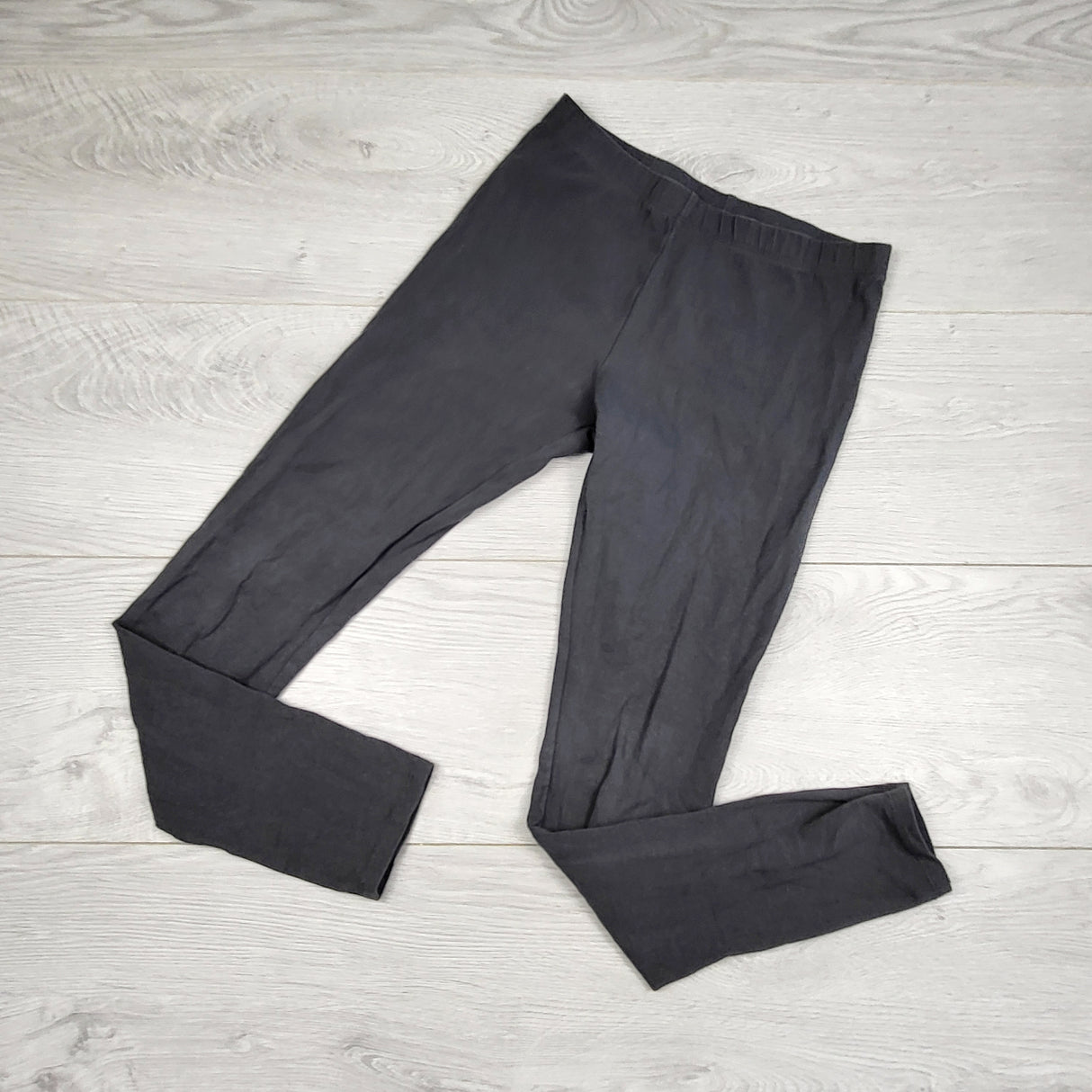 MHL2 - Oshkosh dark grey leggings. Size 12