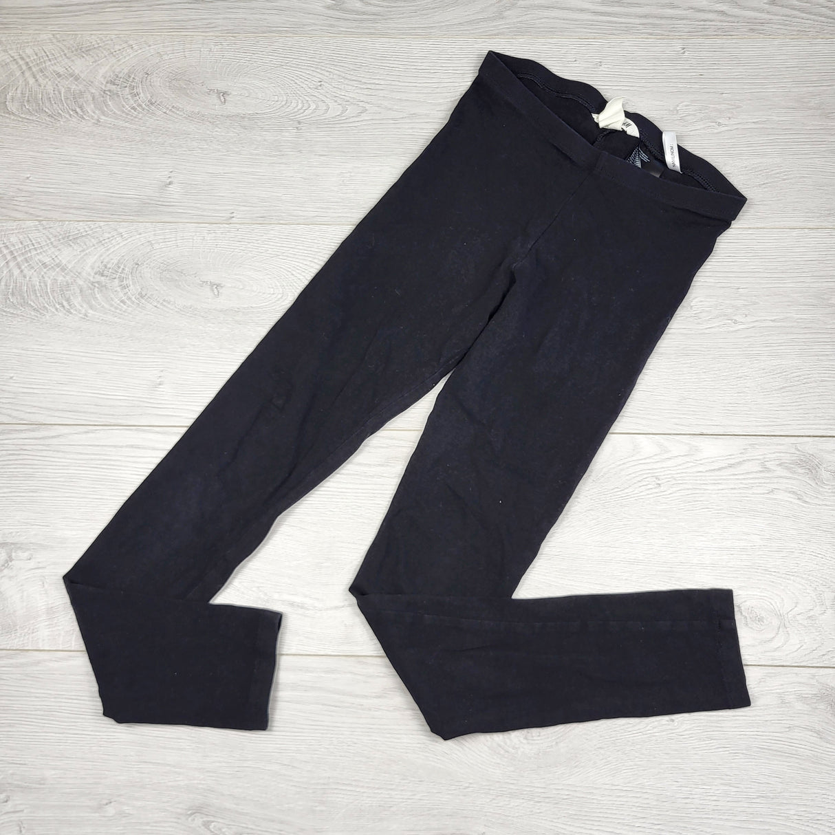 MHL2 - H and M black cotton leggings. Size 10/11