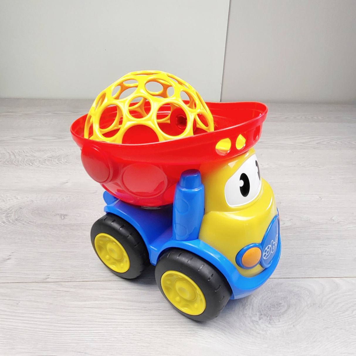 MCX1 - Oball Go Grippers Dump Truck. LOCAL pick up or delivery only