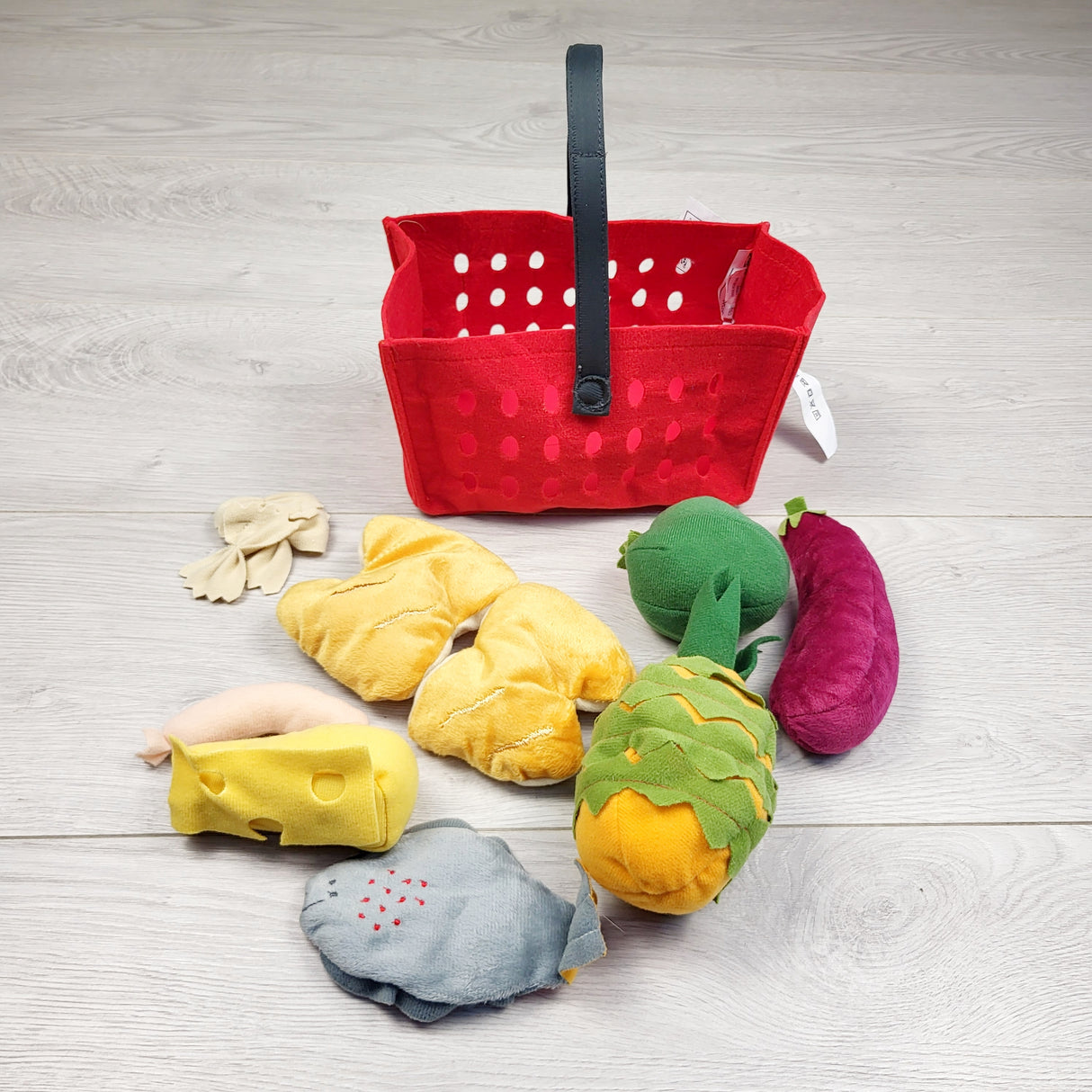 MCX1 - IKEA food + basket