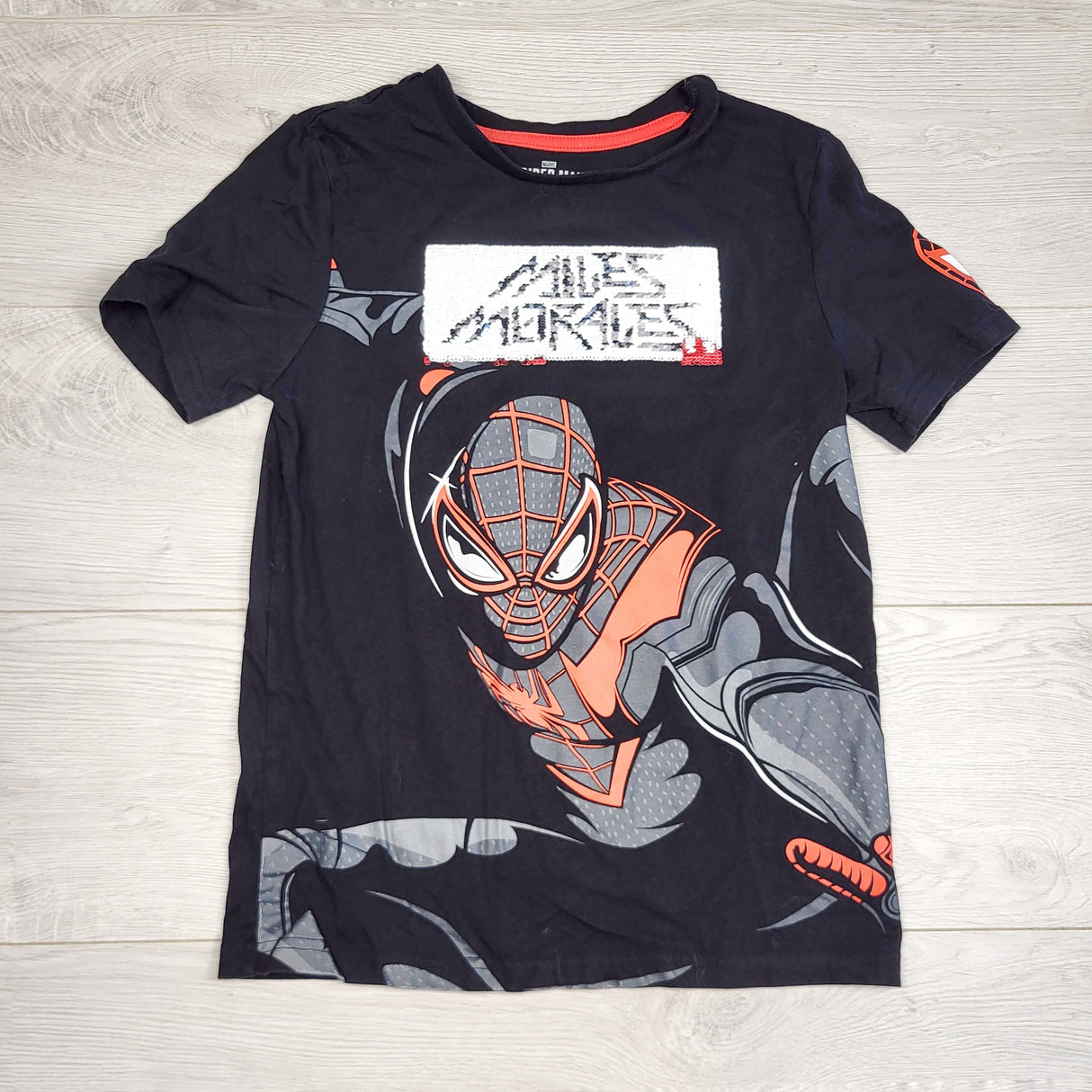 JKZ1 - Black Spider-man t-shirt with flip sequins. Size 10/12