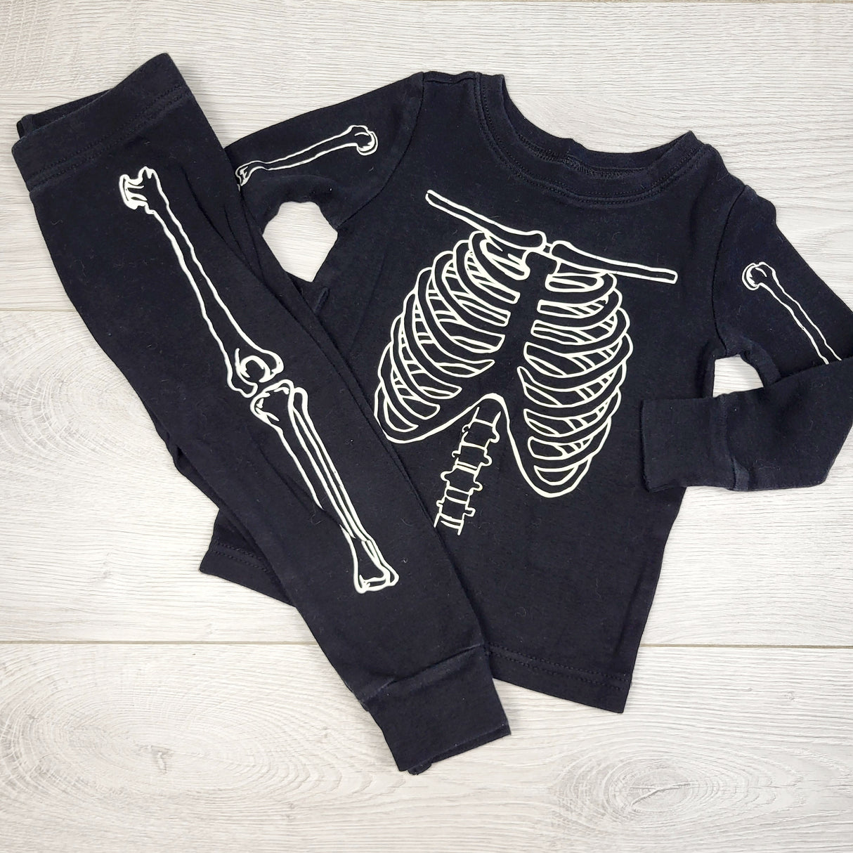 MCX2 - Old Navy black 2pc cotton skeleton PJs. Size 18-24 months