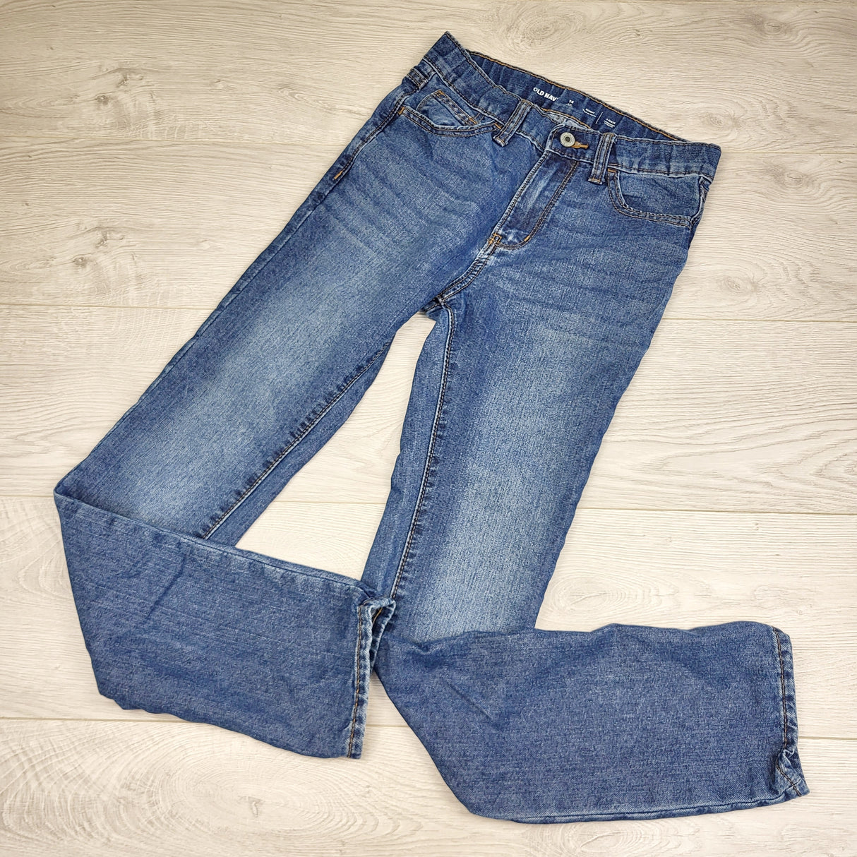 PS03 - Old Navy skinny jeans. Size 14