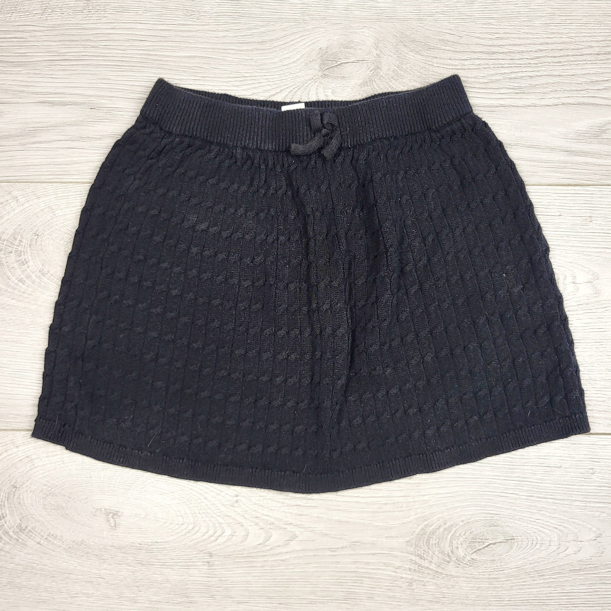 MHAN1 - Joe black sweater skirt. Size 5T 🍁