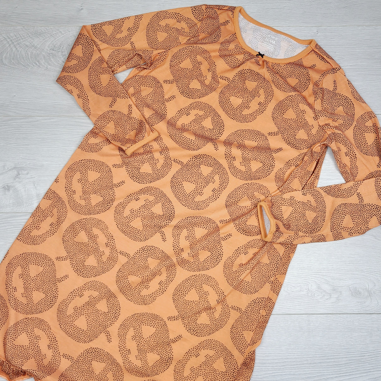 MBRS1 - Carters Halloween themed sleep gown. Size 12/14
