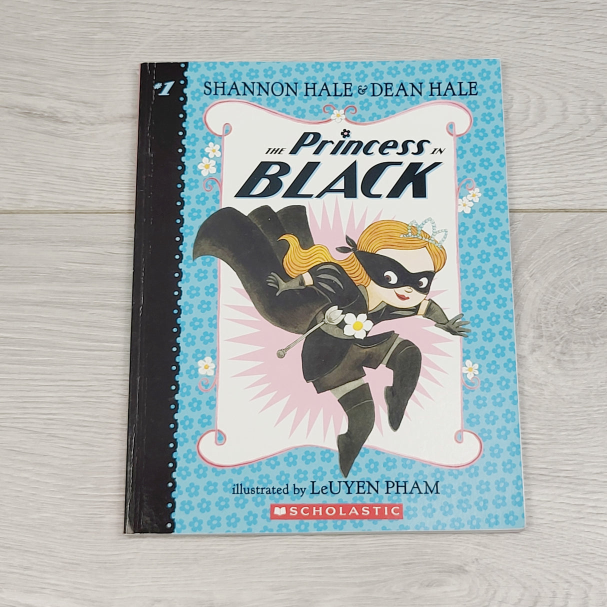 MBRS1 - The Princess in Black. Soft cover chapter book