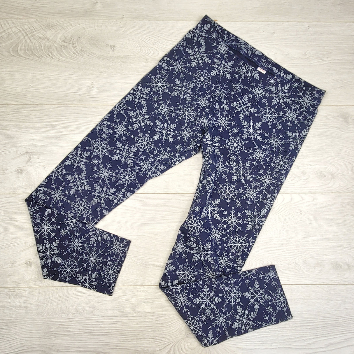 MBRS2 - Joe navy leggings with snowflakes. Size 10/12