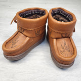 DDWN1 - New without tag - Manitobah Mukluks "Gatherer" waterproof boots. Size 6 🍁