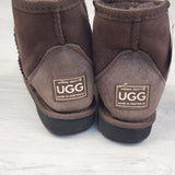 DDWN1 - NEW - Merino Craft chocolate brown Ugg boots. Size 8