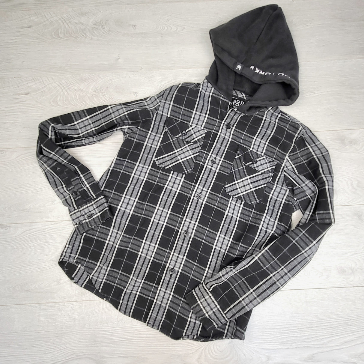 OAG1 - Zoo York plaid plaid hooded shacket. Size 14