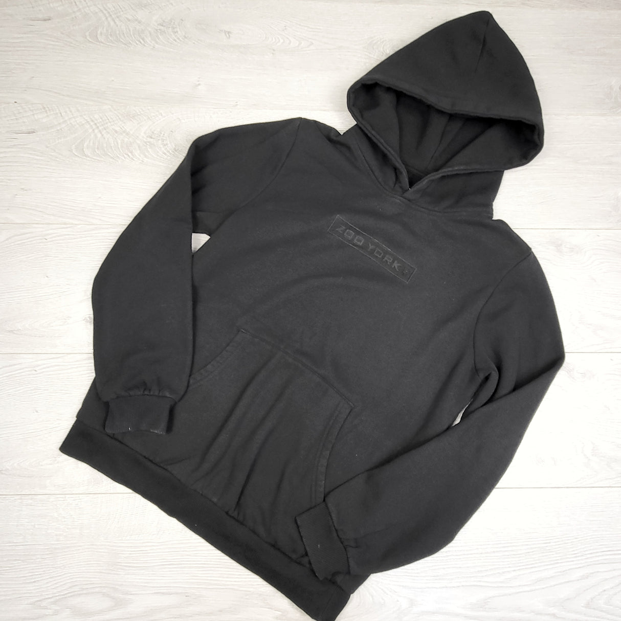 JUDM4 - Zoo York black fleecy lined pullover hoodie. Size 16