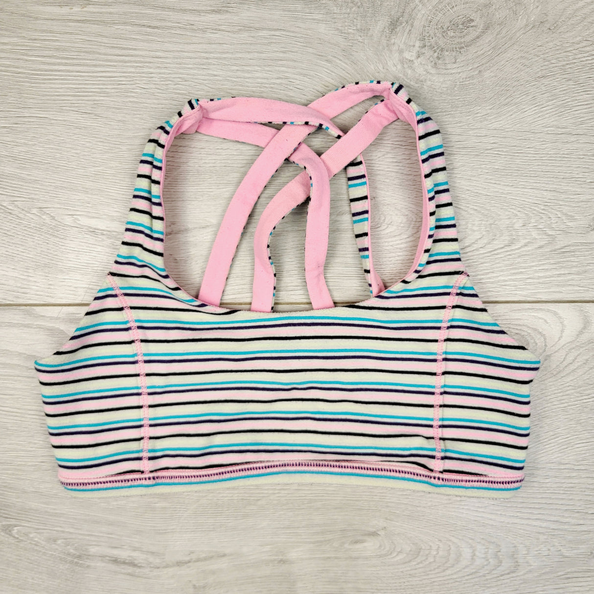 ESZ1 - Ivivva striped reversible sports bra. Sizes like a 6/7
