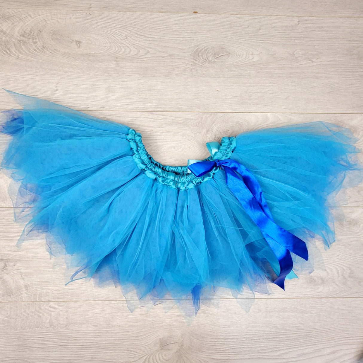 ESZ1 - Handmade reversible tutu skirt. approx 8-10 years