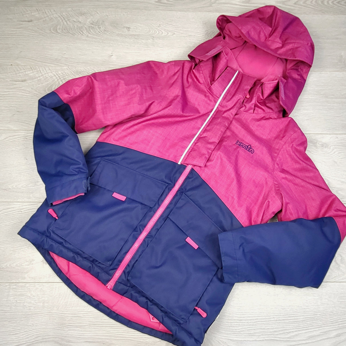JUDM5 - XMTN pink and navy fleece lined ski coat. Size 14