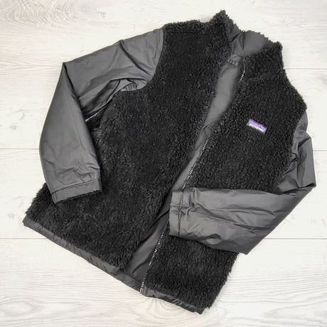 JUDM6 - Patagonia reversible jacket. Size 10