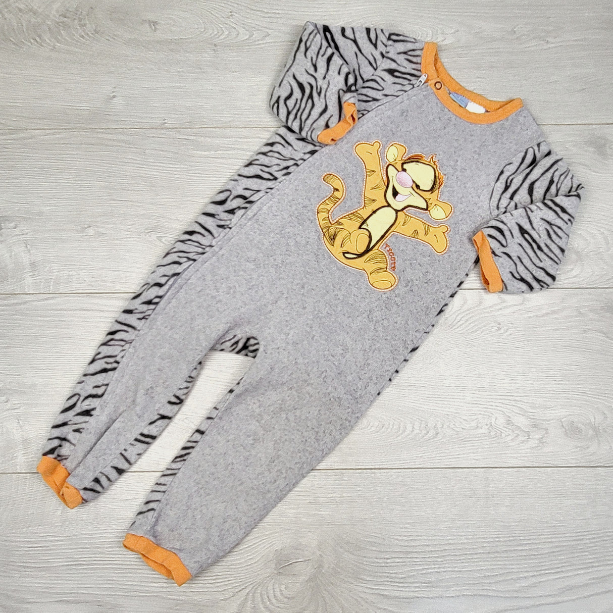 COHI1 - Disney grey fleece zippered Tigger sleeper. Size 18 months