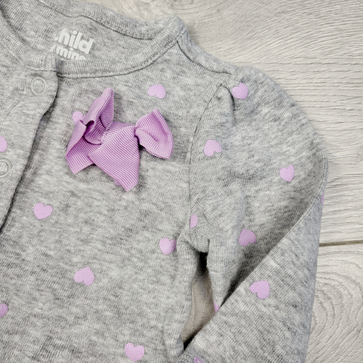 COHI2 - Child of Mine grey and purple snap button top with hearts. Size 0-3 months