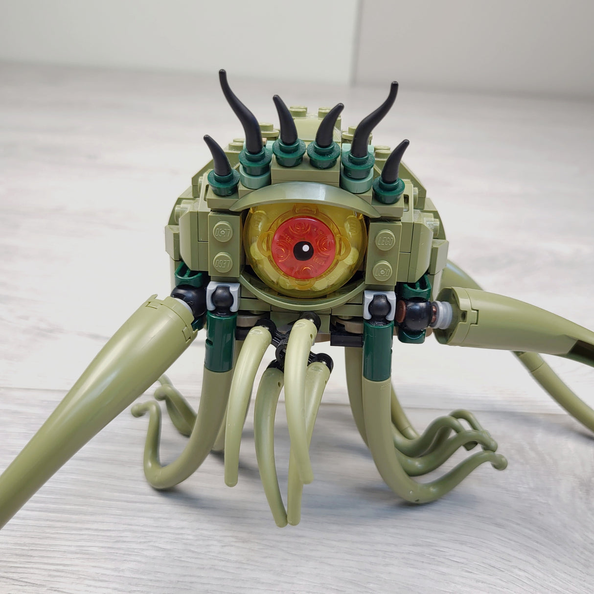 LPXT - LEGO Gargantos Showdown set