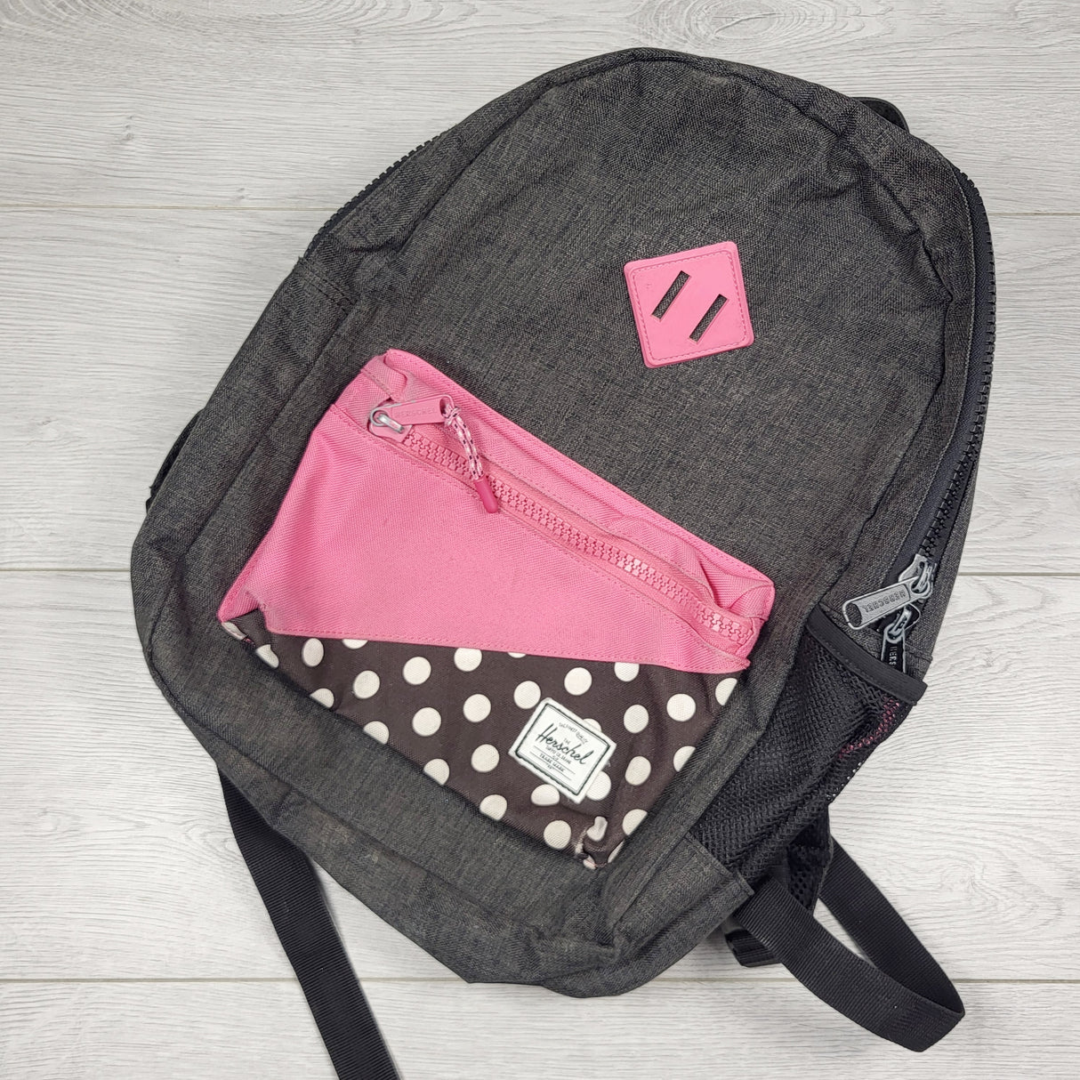 ESZ2 - Herschel Supply pink and grey backpack